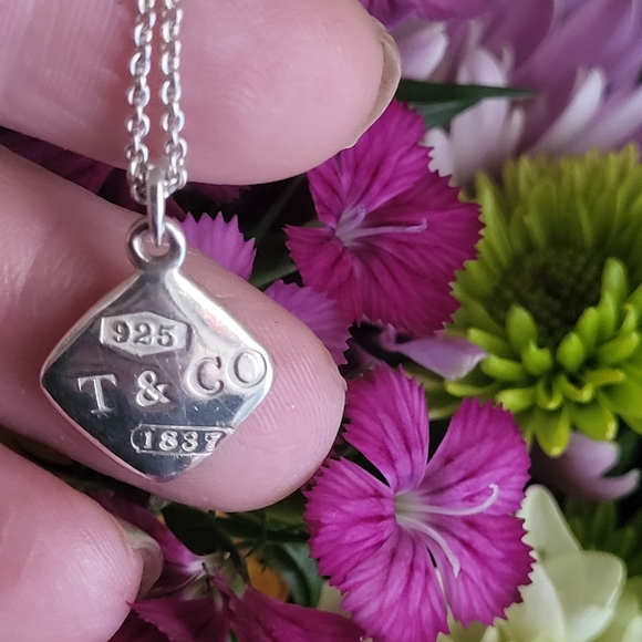 TIFFANY & CO 💙 Retired 1837 Sterling Silver Square Necklace PRISTINE Condition - Picture 3 of 7